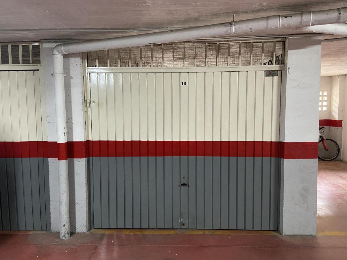 Piso De 1 Habitacion En Jalon By Sharingco Malaga Luaran gambar